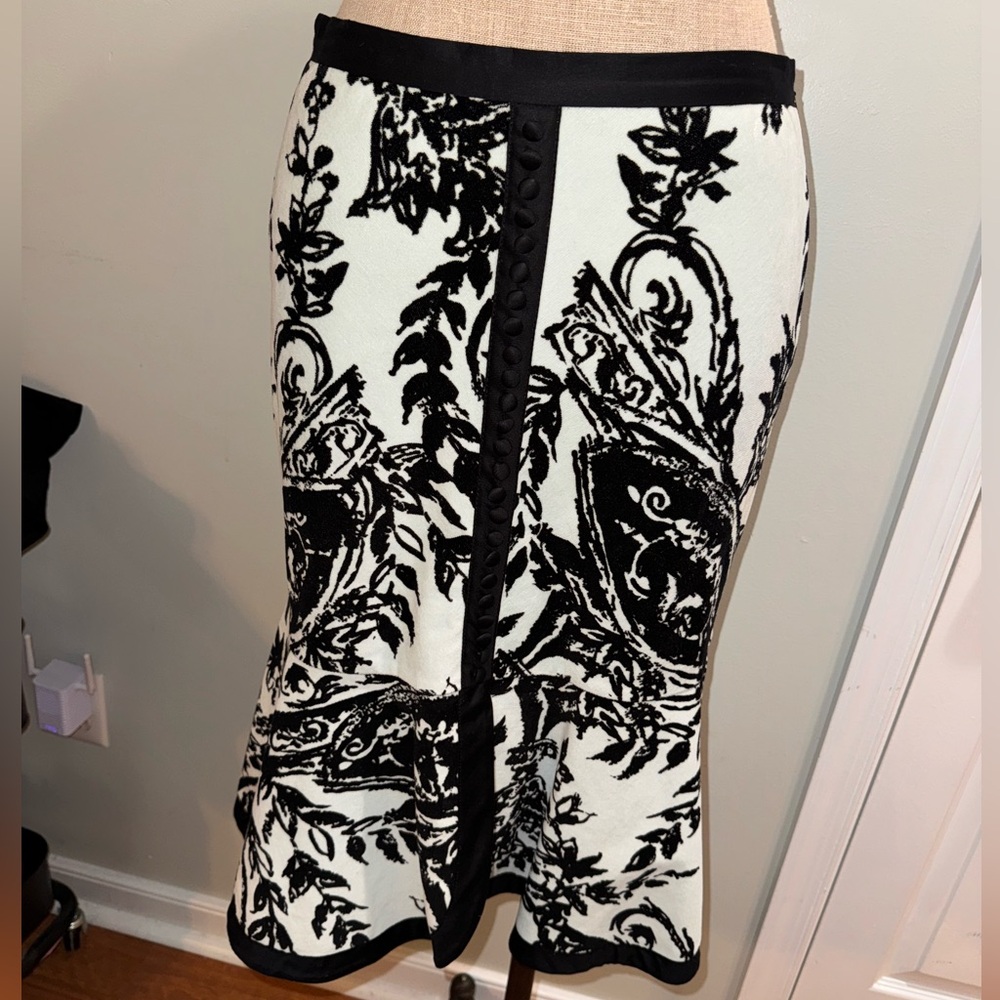 Women’s y2k 90s anthropologie Black & light blue velour midi trumpet skirt 4